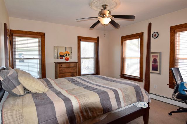 33 Court Street, Newport, NH 03773