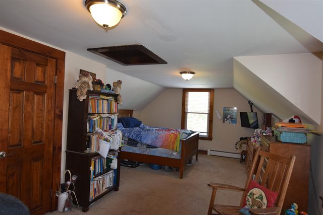 33 Court Street, Newport, NH 03773