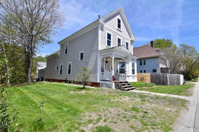 33 Court Street, Newport, NH 03773