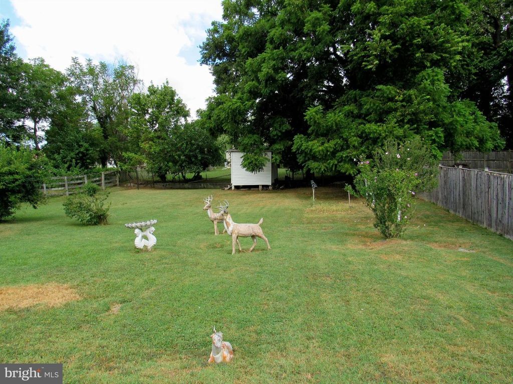 57 ROWLES ST, Harpers Ferry, WV 25425