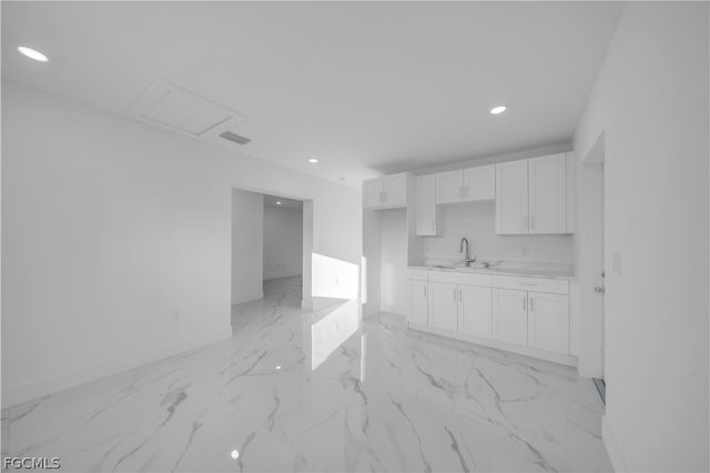 424 Alabama RD S, Lehigh Acres, FL 33936