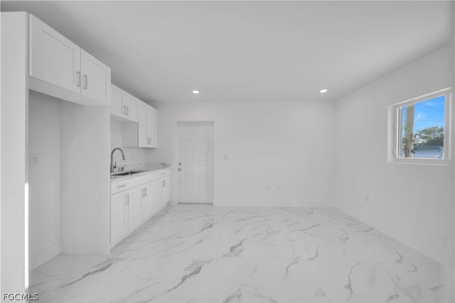 424 Alabama RD S, Lehigh Acres, FL 33936