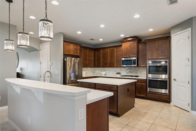 615 TIMBERVALE TRAIL, Clermont, FL 34715