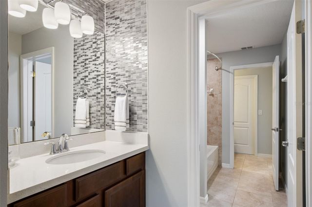 615 TIMBERVALE TRAIL, Clermont, FL 34715