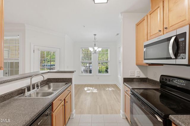 911 Providence Glen Drive, Chapel Hill, NC 27514