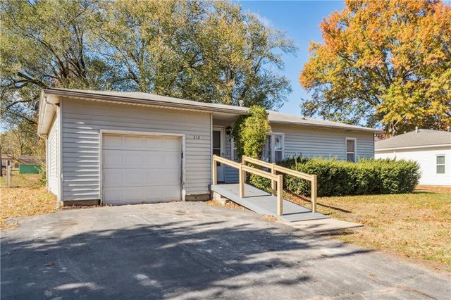 312 S Leona Street, Concordia, MO 64020