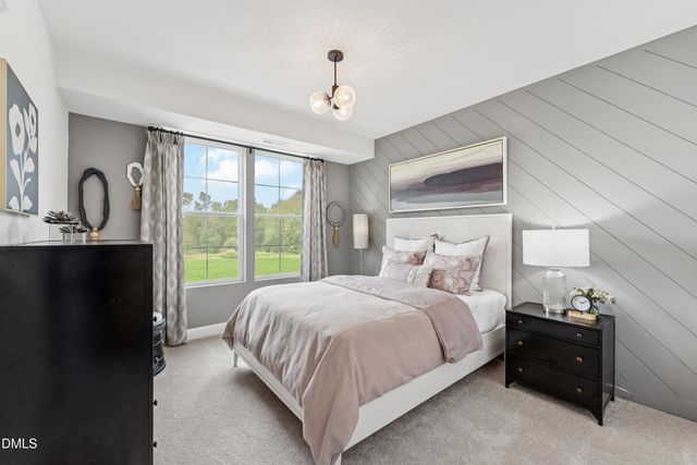 423 Grove Overlook Lane 100, Wake Forest, NC 27587