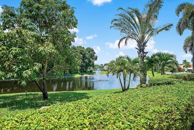 17595 Bocaire Place, Boca Raton, FL 33487