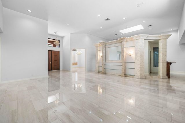 17595 Bocaire Place, Boca Raton, FL 33487