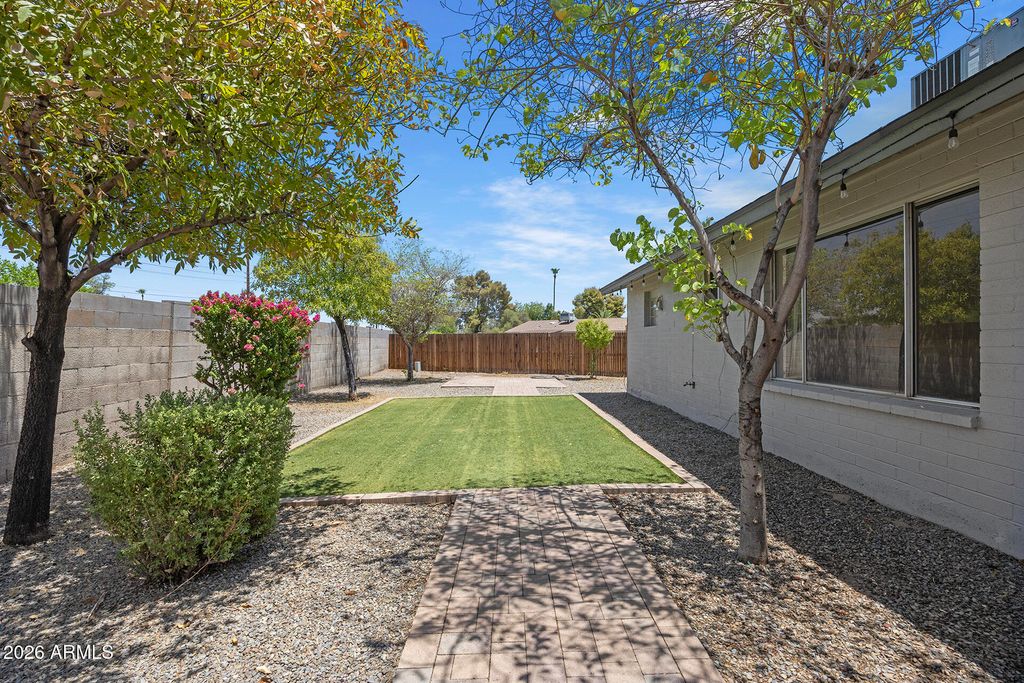 2522 W OLLA Circle, Mesa, AZ 85202 — photo 2