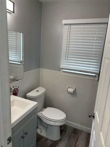 8420 Republic Avenue, Warren, MI 48089