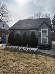 8420 Republic Avenue, Warren, MI 48089