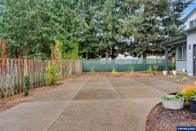 5539 Crossler Meadow Lp SE, Salem, OR 97306