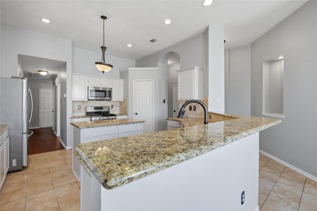 3206 Ivory Pointe Drive, League City, TX 77573