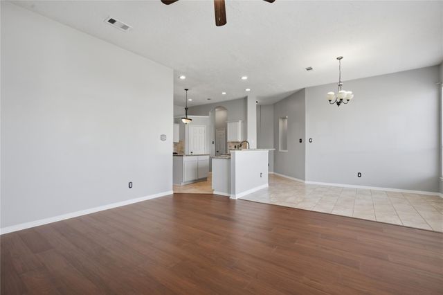 3206 Ivory Pointe Drive, League City, TX 77573