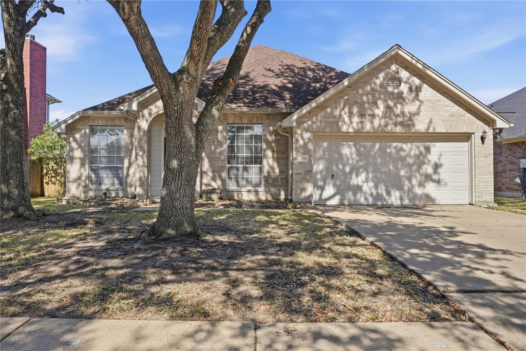 3206 Ivory Pointe Drive, League City, TX 77573