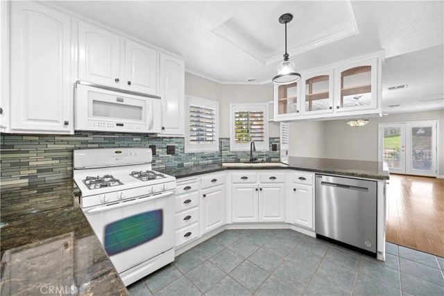 2573 Maple Drive, Hemet, CA 92545