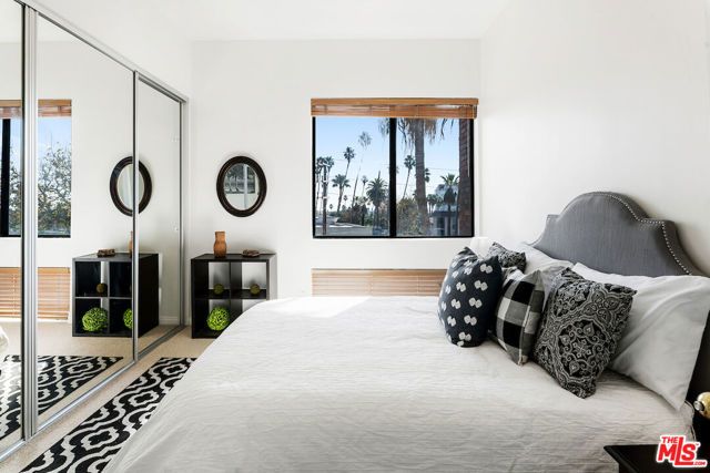 750 S Bundy Drive 302, Los Angeles, CA 90049