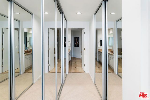 750 S Bundy Drive 302, Los Angeles, CA 90049