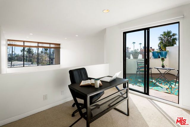 750 S Bundy Drive 302, Los Angeles, CA 90049