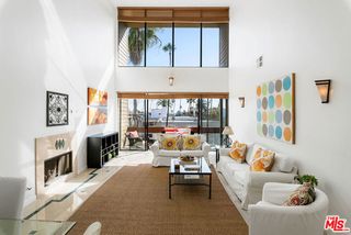 750 S Bundy Drive 302, Los Angeles, CA 90049