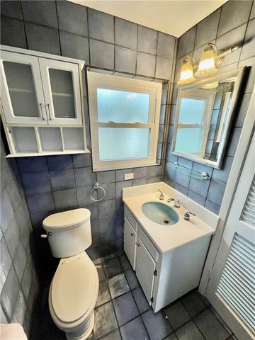 2005 Bay Ave., Rockport, TX 78382