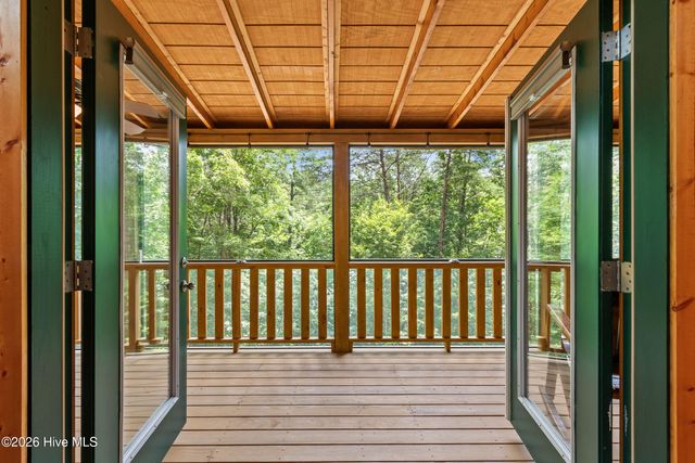 171 Laurel Oak Lane, Murphy, NC 28906