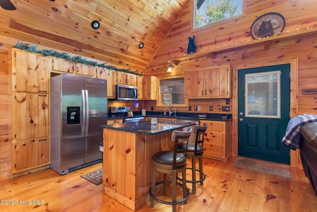 171 Laurel Oak Lane, Murphy, NC 28906