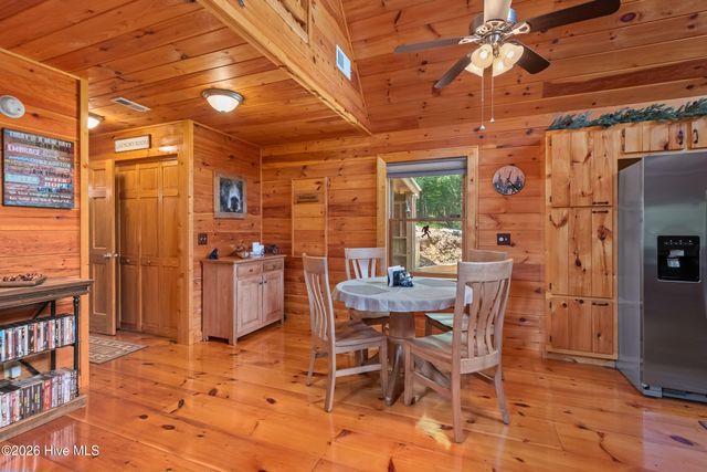 171 Laurel Oak Lane, Murphy, NC 28906