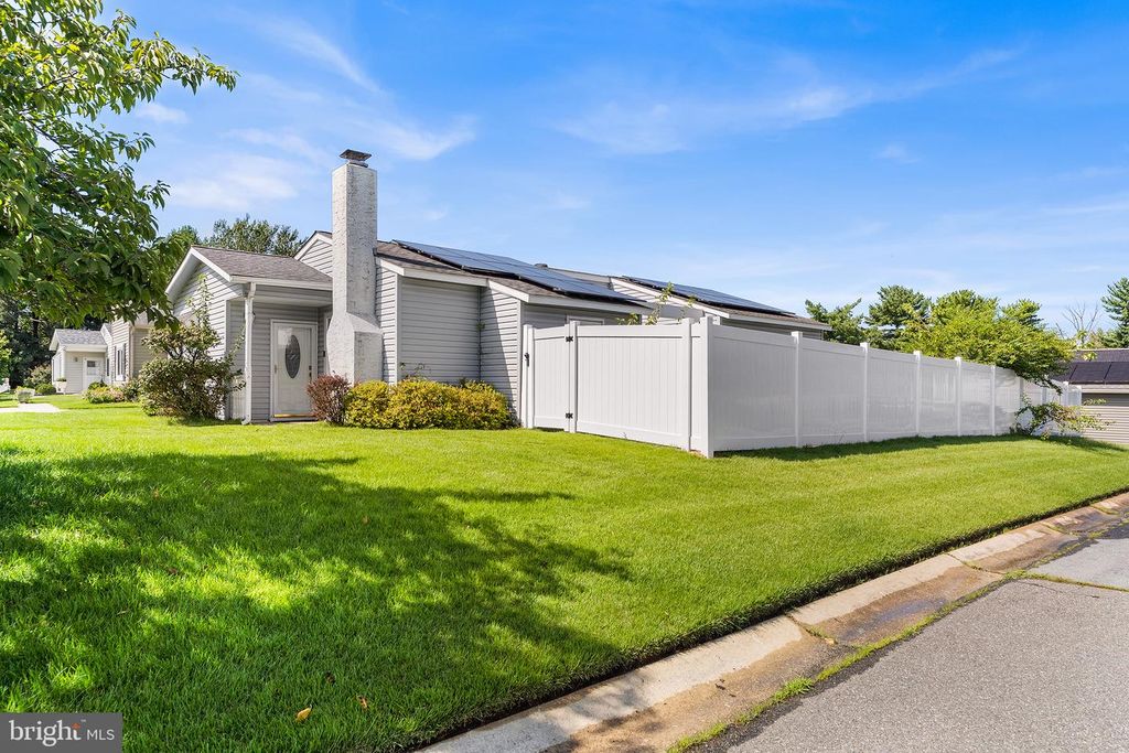 11 WILLOW PL, LOGAN TWP, NJ 08085 — photo 3