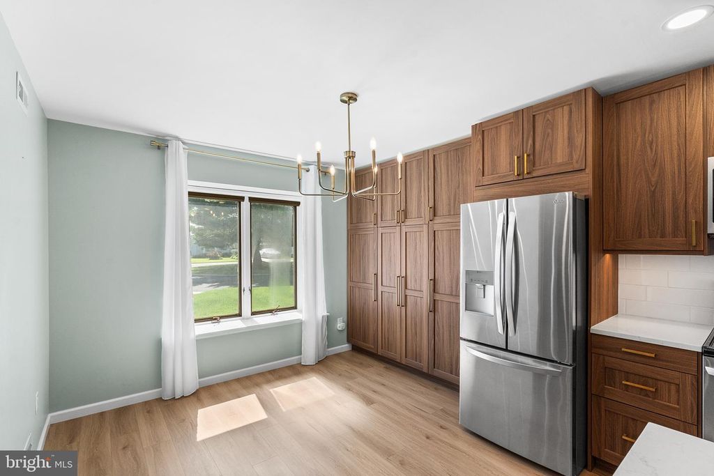 11 WILLOW PL, LOGAN TWP, NJ 08085 — photo 5