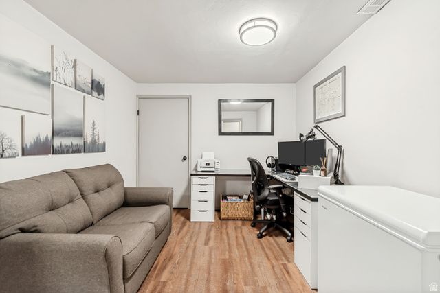8337 S ETUDE DR, West Jordan, UT 84088