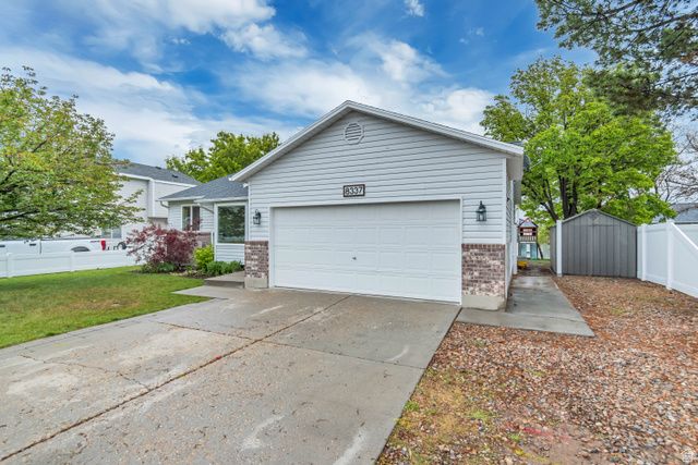 8337 S ETUDE DR, West Jordan, UT 84088