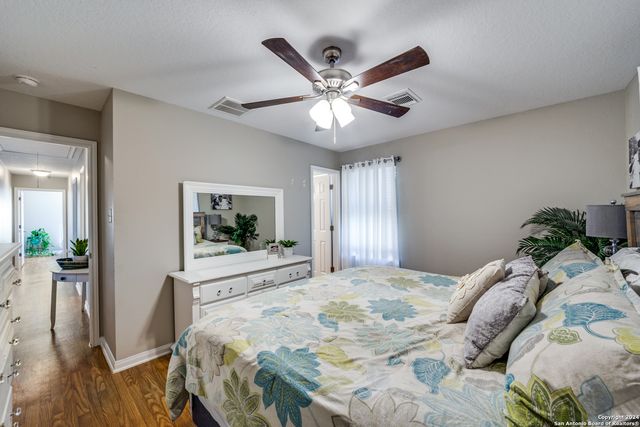8180 FM 2146, Jourdanton, TX 78026
