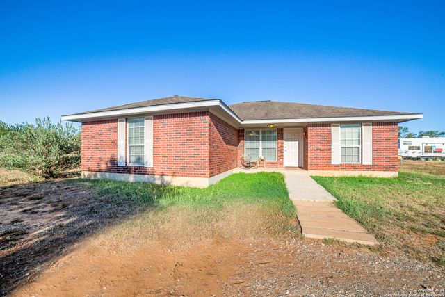 8180 FM 2146, Jourdanton, TX 78026