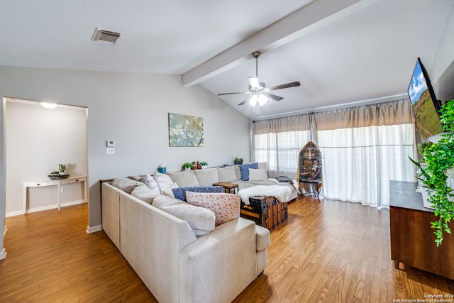 8180 FM 2146, Jourdanton, TX 78026