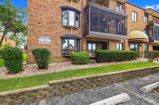 13531 Lamon Avenue 203, Crestwood, IL 60418