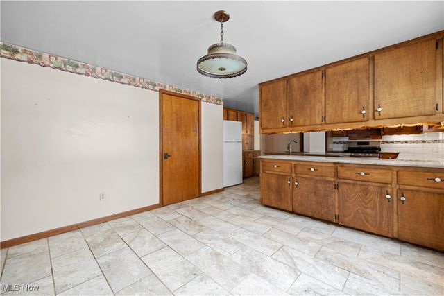 39738 Banks Road, Grafton, OH 44044