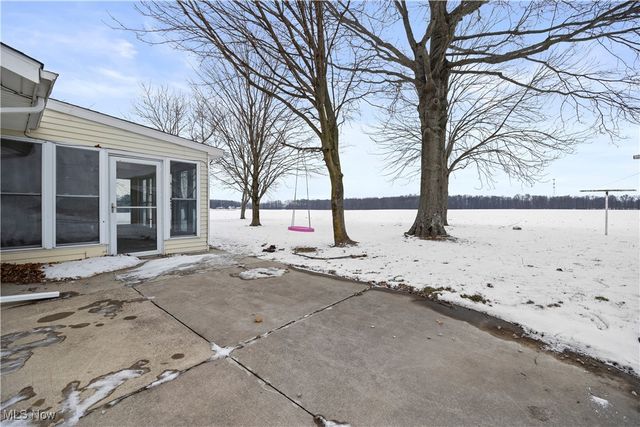 39738 Banks Road, Grafton, OH 44044