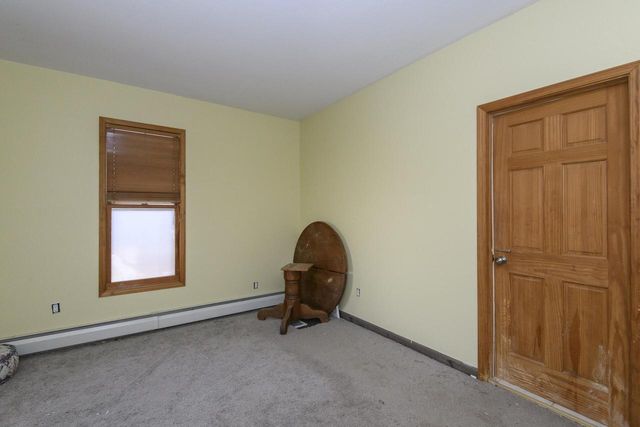 471 W South STREET, Oconomowoc, WI 53066