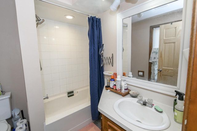 471 W South STREET, Oconomowoc, WI 53066