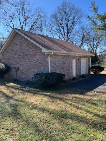 132 Choctaw Dr, Hendersonville, TN 37075