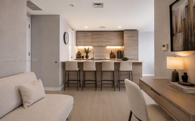 1300 S MIAMI AVENUE 2704, Miami, FL 33130
