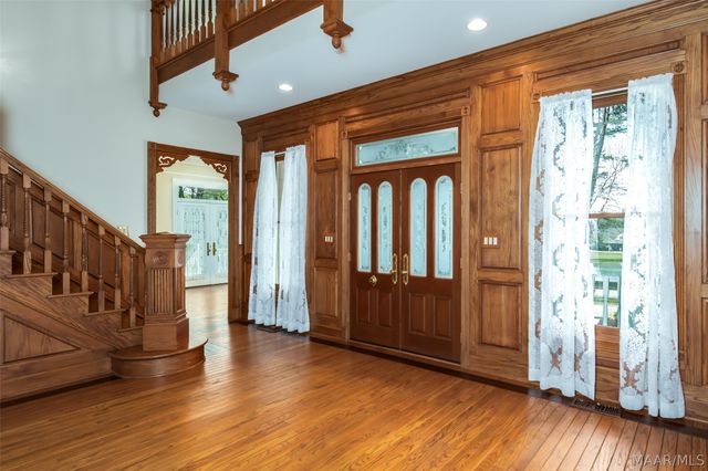 124 Glynlakes Drive, Pike Road, AL 36064