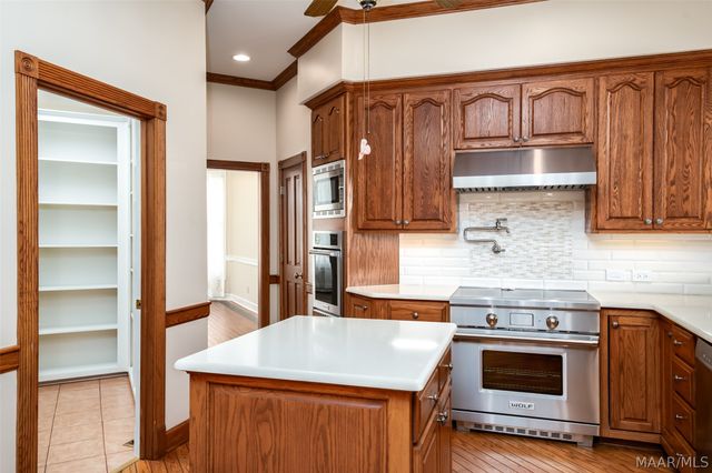 124 Glynlakes Drive, Pike Road, AL 36064