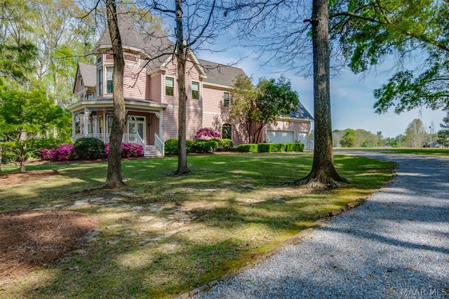 124 Glynlakes Drive, Pike Road, AL 36064