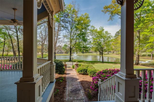 124 Glynlakes Drive, Pike Road, AL 36064