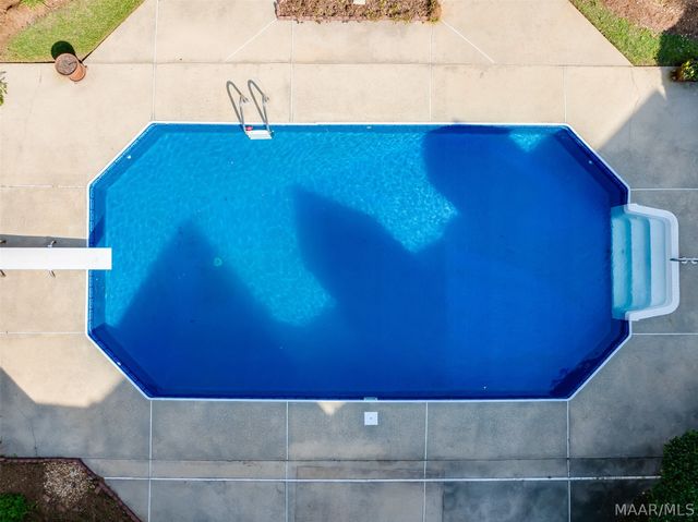 124 Glynlakes Drive, Pike Road, AL 36064