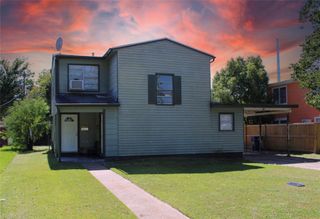 1231 6th Avenue N, Texas City, TX 77590
