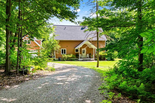 46 Sand Hill Road, Underhill, VT 05489